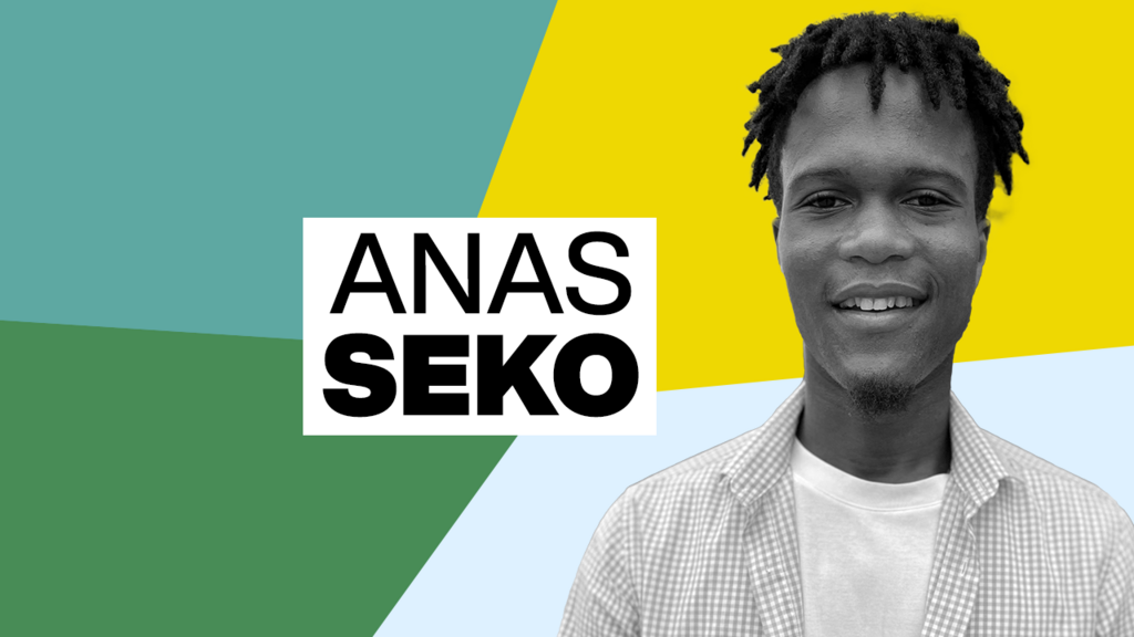 A 27 ans, Anas Seko est un activiste écologiste béninois connu pour ses nombreuses publications à destination des jeunes