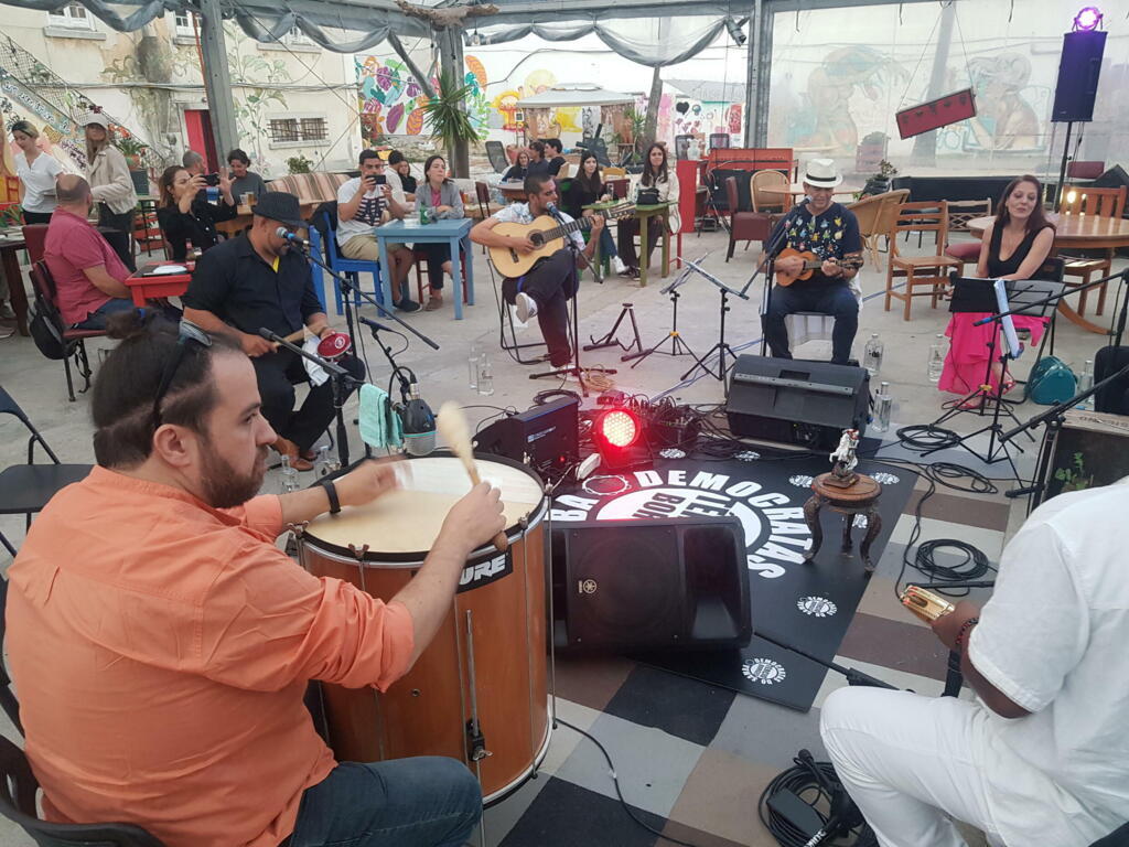 A Fábrica do Samba acontece todos os sábados no Bartô, famoso espaço cultural lisboeta