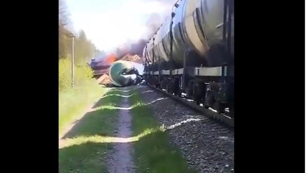 俄罗斯5.1破坏事件：货车被炸出轨高压电塔被炸翻