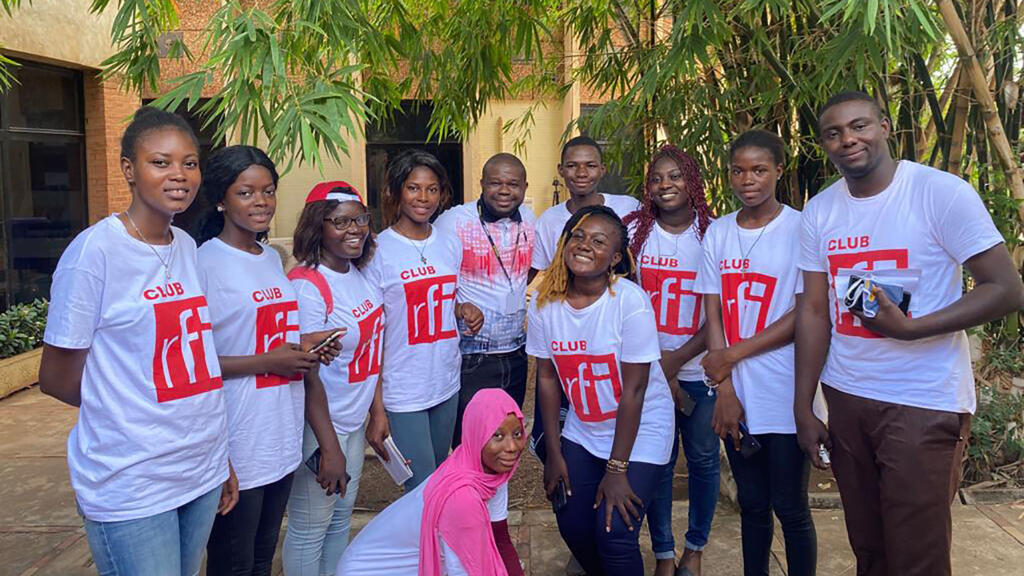 Les jeunes reporters du Club RFI Ouagadougou au Fespaco 2021.