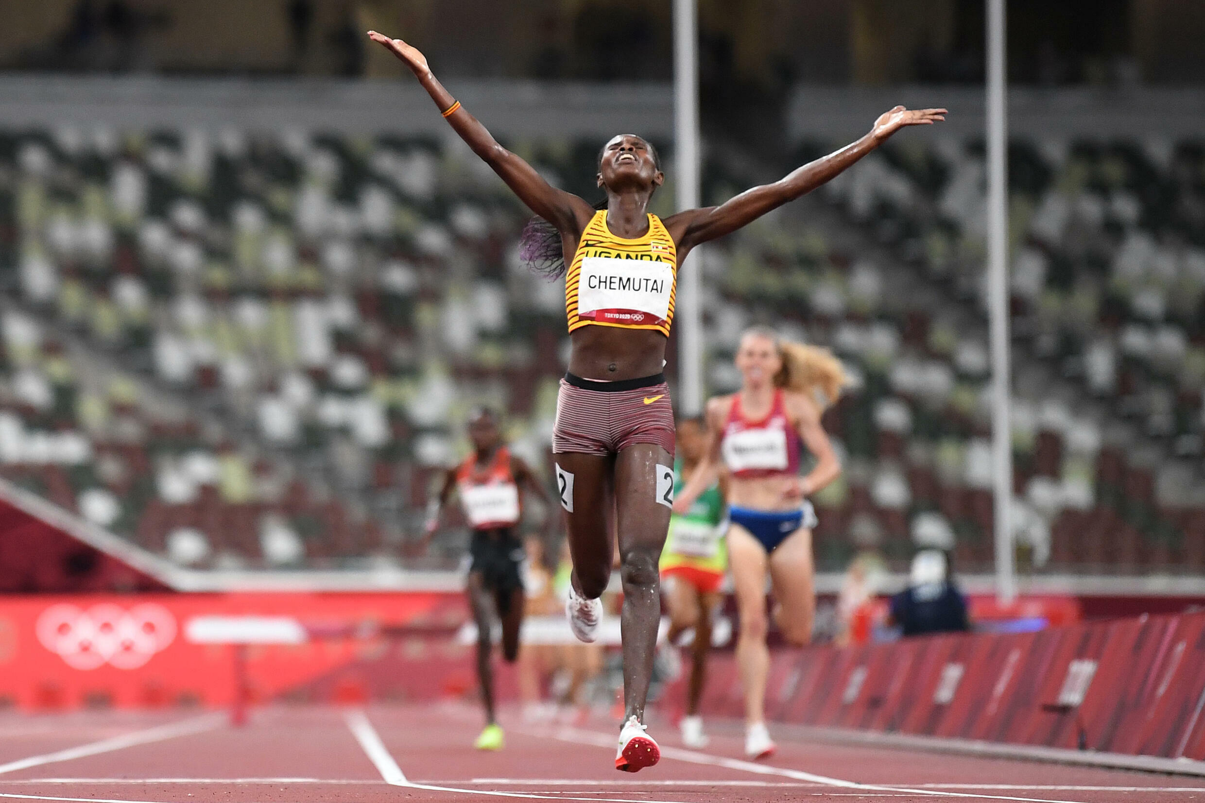JO2020 Athlétisme l'Ougandaise Peruth Chemutai remporte le 3.000 m