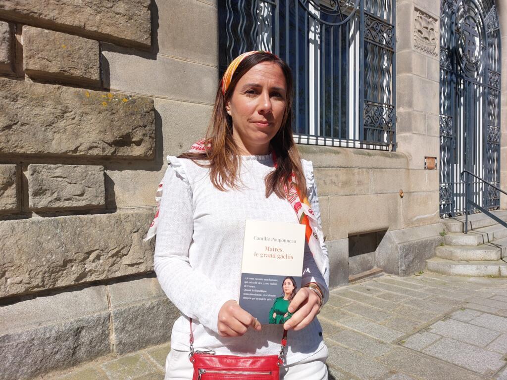 Dans son ouvrage intitulé «Maires, le grand gâchis» (éditions Robert Laffont), Camille Pouponneau raconte ses quatre années à la tête de la ville de Pibrac et alerte sur la santé mentale des élus.