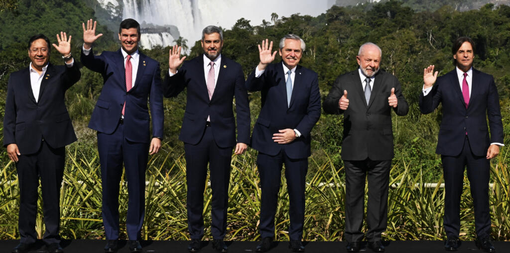 Apesar dos sorrisos nas fotos, reunião do Mercosul em julho foi marcada por divergências.