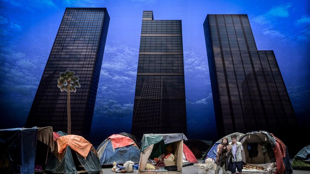 De l'île déserte à la jungle urbaine: «Robinson Crusoé» d'Offenbach au Théâtre des Champs-Élysées