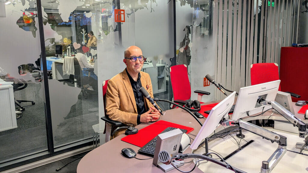 Iran post-théocratique: le plaidoyer optimiste de l'auteur iranien Sina Abedi