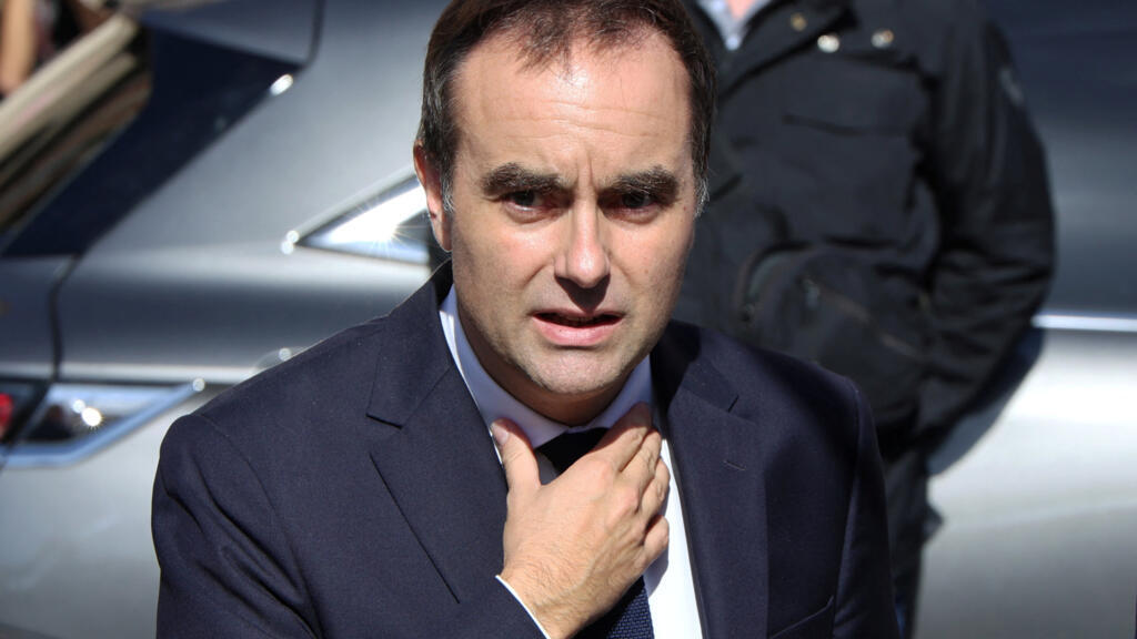 Crise politique en France: Sébastien Lecornu fixe un ultimatum aux LR et cherche une issue