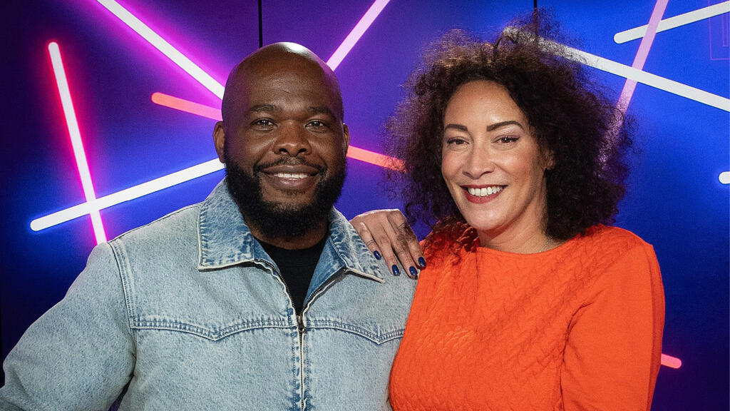 Pit Baccardi aux côtés de Juliette Fievet dans Légendes urbaines.