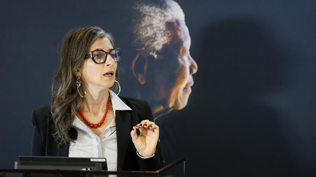 Afrique du Sud: rapporteuse de l'ONU pour les territoires palestiniens Francesca Albanese se rend à la fondation Mandela