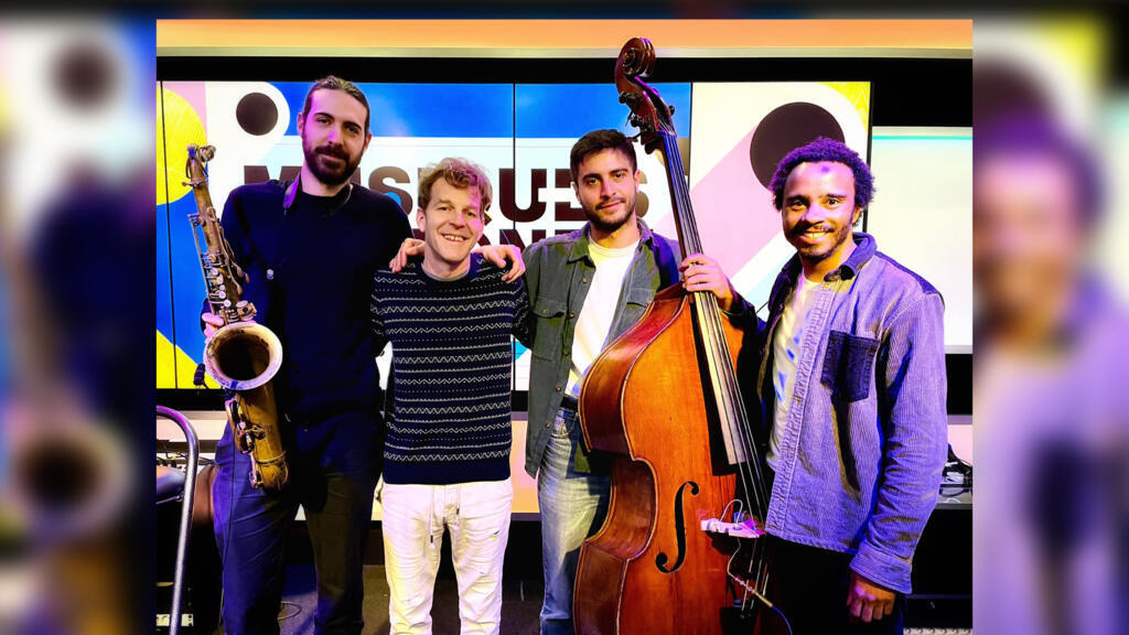Arnaud Dolmen, Francesco Geminiani, Leonardo Montana & Samuel F’hima à RFI.