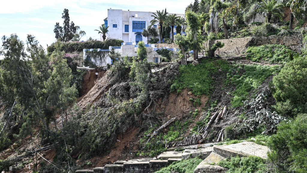 Tunisie: village très touristique, Sidi Bou Saïd doit composer avec la menace des glissements de terrain
