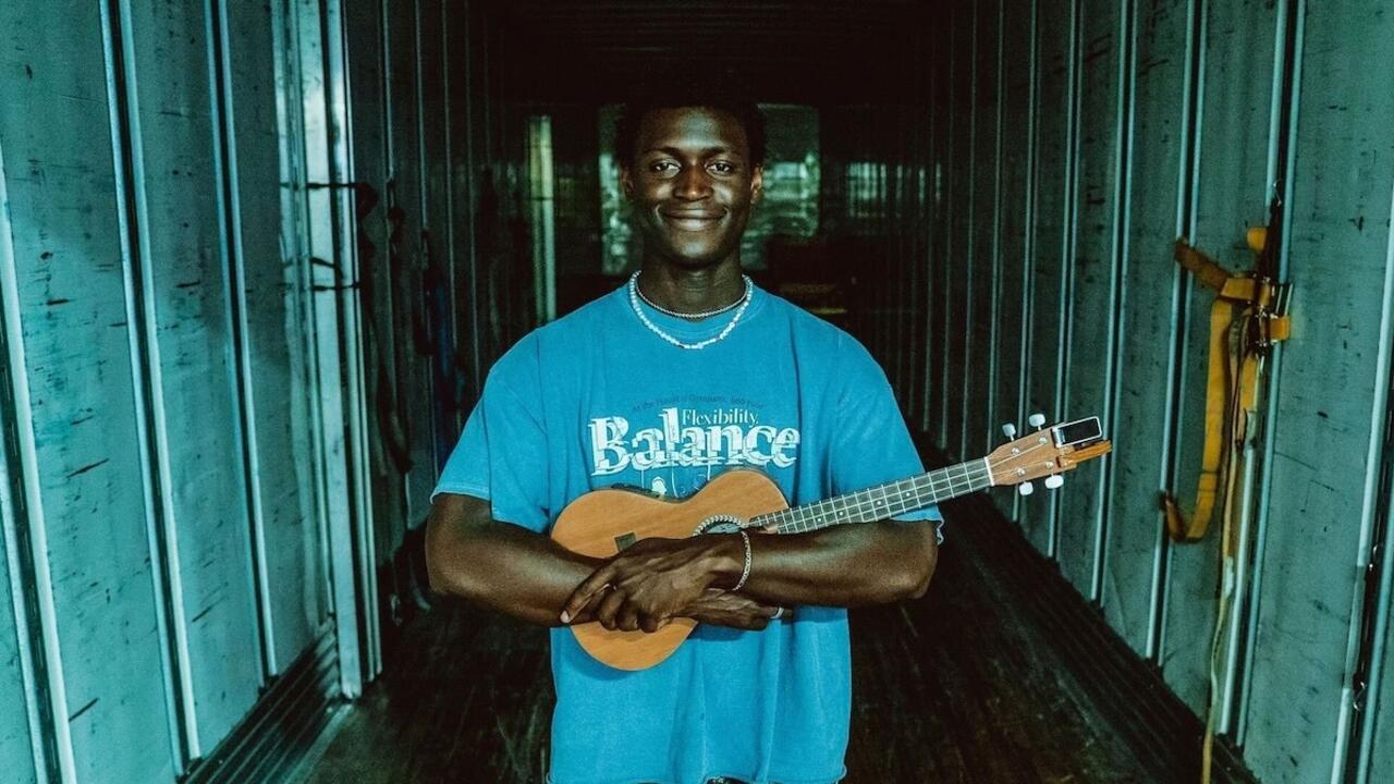 Entre les États-Unis et le Liberia, Mon Rovîa en quête d'identité dans «Bloodline»