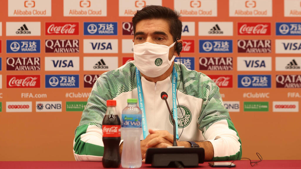 O técnico do Palmeiras, Abel Ferreira, no Catar.