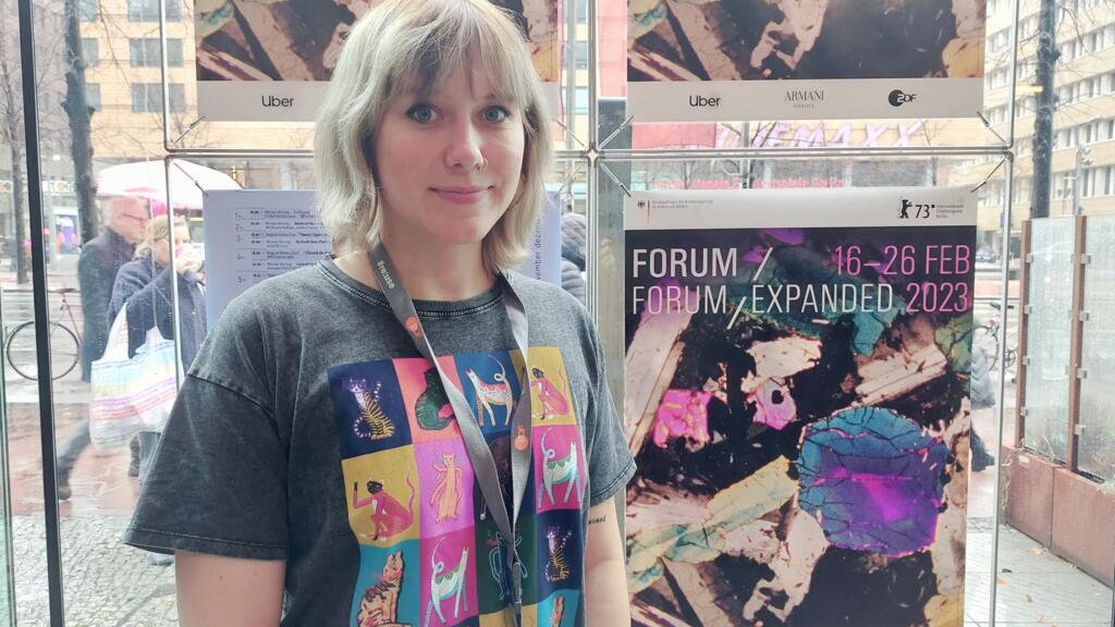 Elena Rubashevska, editora-chefe da Federação Internacional de Críticos de Cinema (Fipresci), durante a edição de 2023 Festival Internacional de Cinema de Berlim.