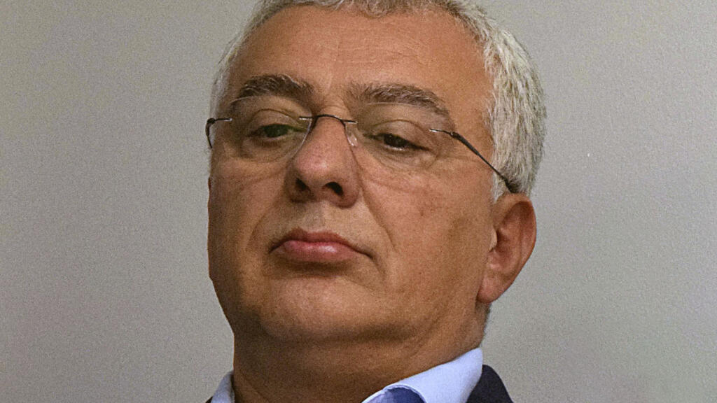 Andrije Mandić, stânga, președintele Parlamentului Muntenegrean
