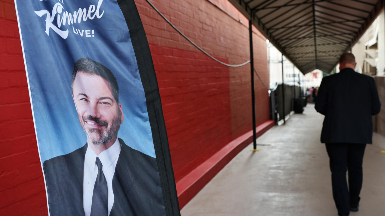 Pour son retour à la télévision, Jimmy Kimmel fustige l'administration Trump, jugée anti-Américaine