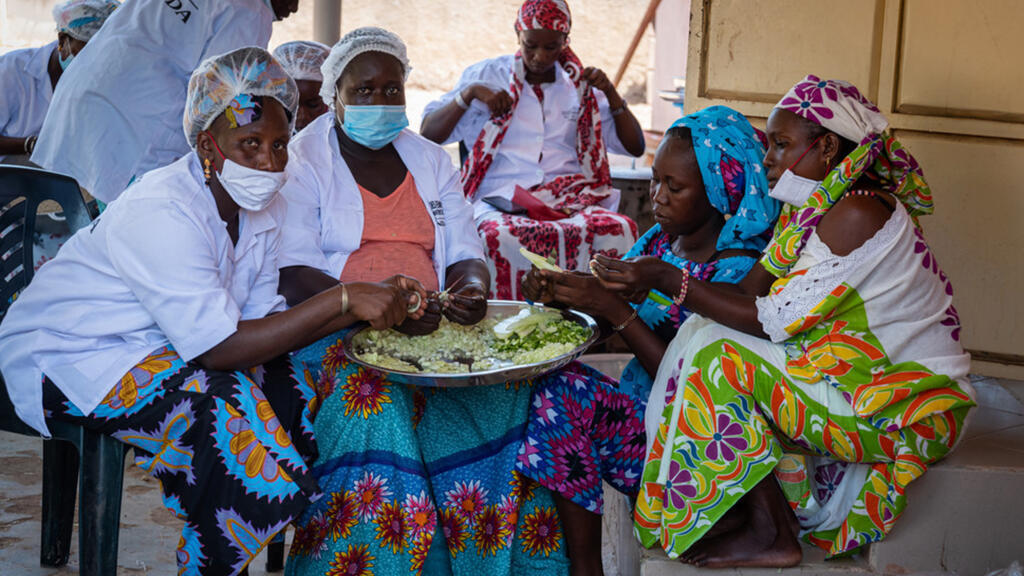 Groupe de femmes, Sénégal.