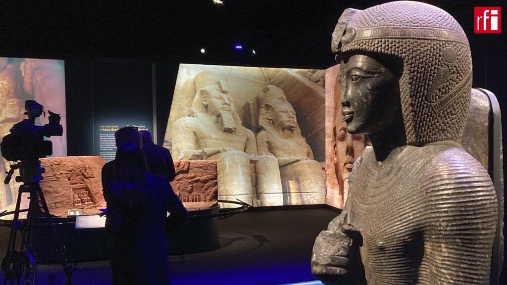 « Ramsès et l’or des pharaons », la plus grande exposition jamais organisée sur le plus grand des pharaons a lieu jusqu’au 6 septembre 2023 à la Grande Halle de La Villette, à Paris.