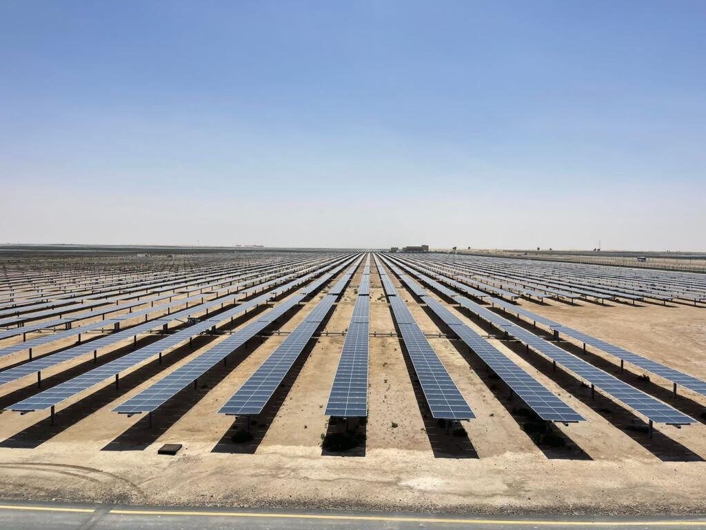 Le parc solaire Mohammed bin Rachid Al Maktoum dans l'émirat de Dubaï (Emirats arabes unis) exploité en partie par EDF Renouvelables