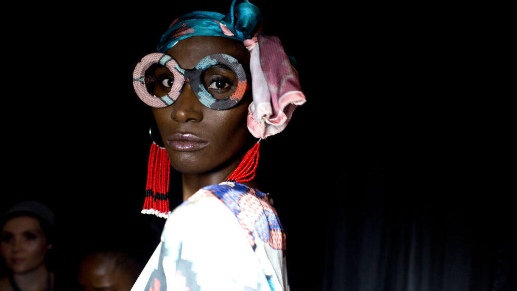 Une création du styliste sud-africain Maxhosa pour Laduma.