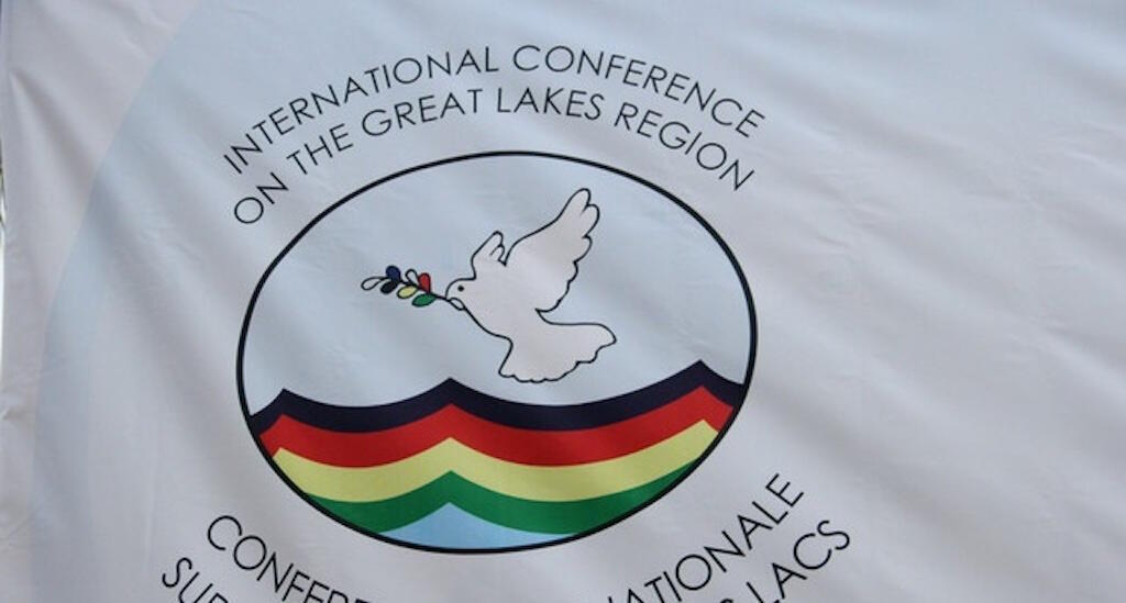 非洲:大湖区国际会议九届峰会 1 Nembo ya jumuiya ya nchi za maziwa makuu ICGLR (http://m.portalangop.co.ao/angola/en)