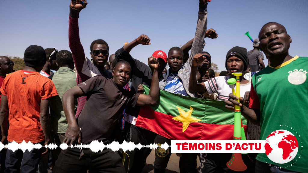 Rassemblement de soutien aux militaires sur la place de la Nation, à Ouagadougou au Burkina Faso, le 24 janvier 2022.