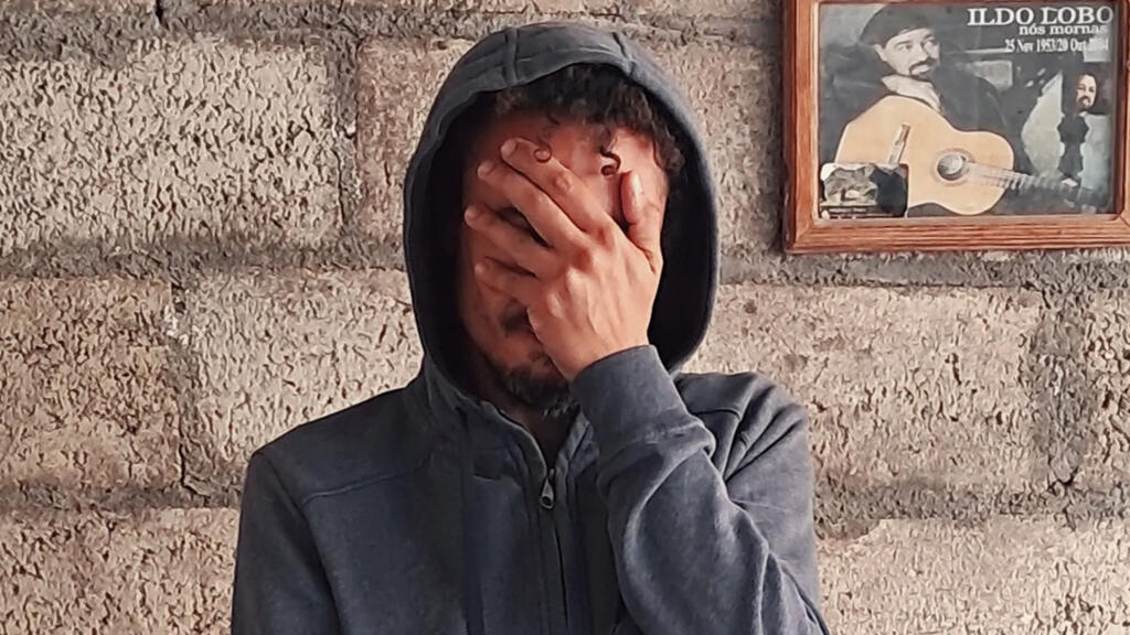 Fidju Kitxora, un artiste anonyme qui défend des valeurs en intégrant l'électro dans la tradition