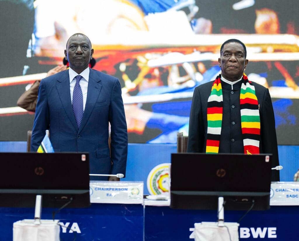 Wanachama wa EAC wakati wa kikao cha awali.