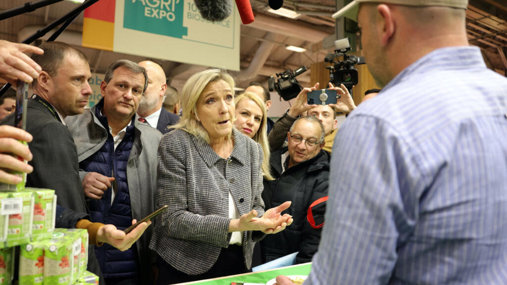 Marine Le Pen au salon de l'agriculture.