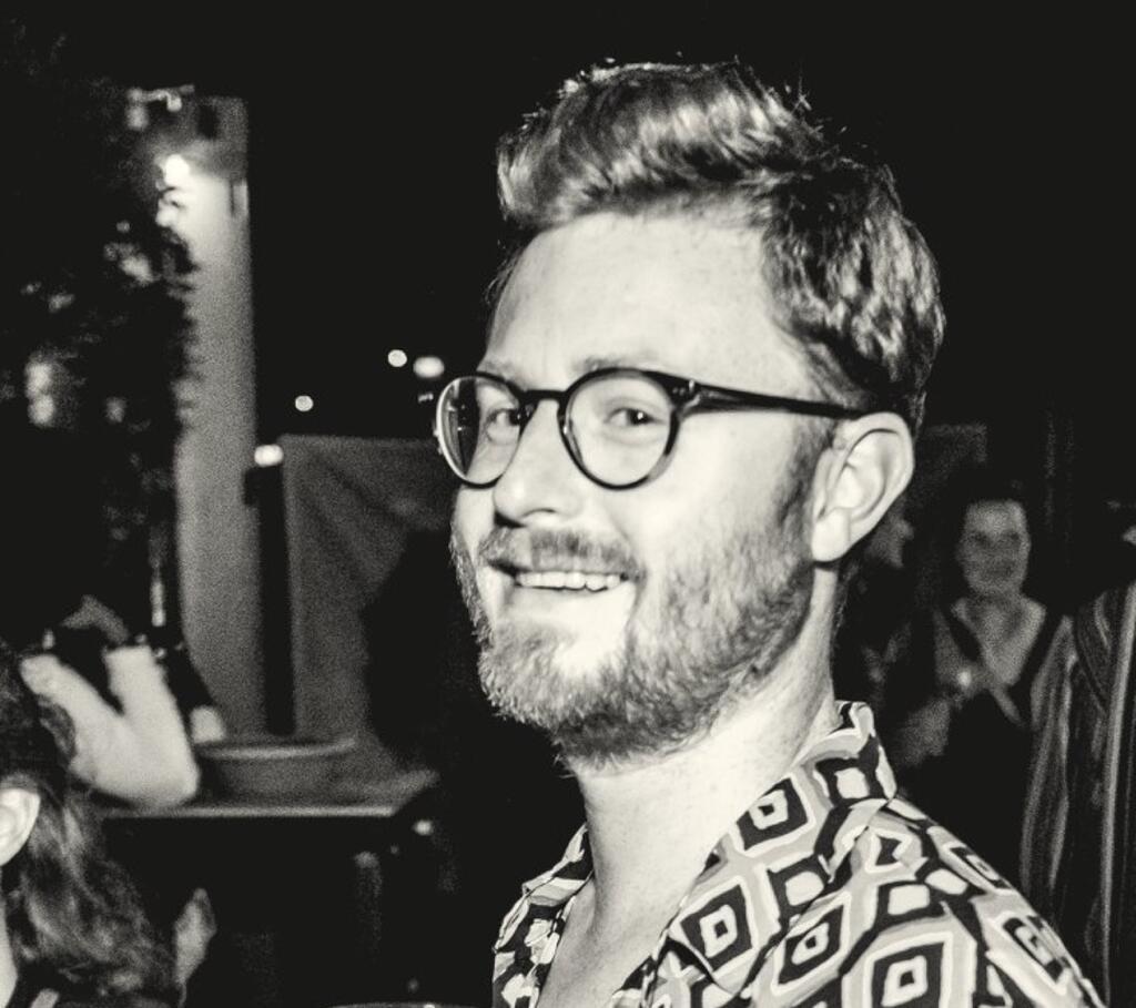 Jolan Huygens, empresário da cantora belga Eléonor, que interpreta ao lado de Maíra Freitas o samba "Despreocupados".