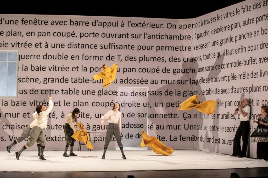 "L’Hôtel du Libre-Échange", de Georges Feydeau, mise en scène Stanislas Nordey sur le plateau de l'Odéon.