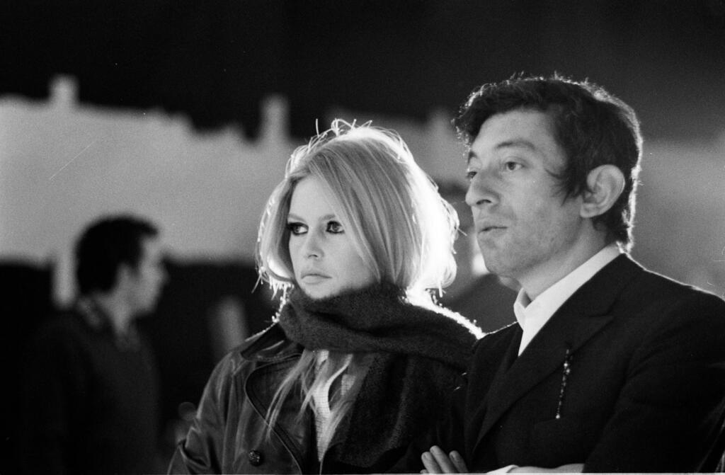 Brigitte Bardot et Serge Gainsbourg sur le tournage du Show télévisé réalisé par François Reinchenbach.