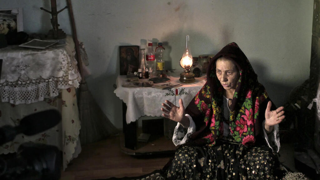 À la Une: Sorcière, un business en Roumanie