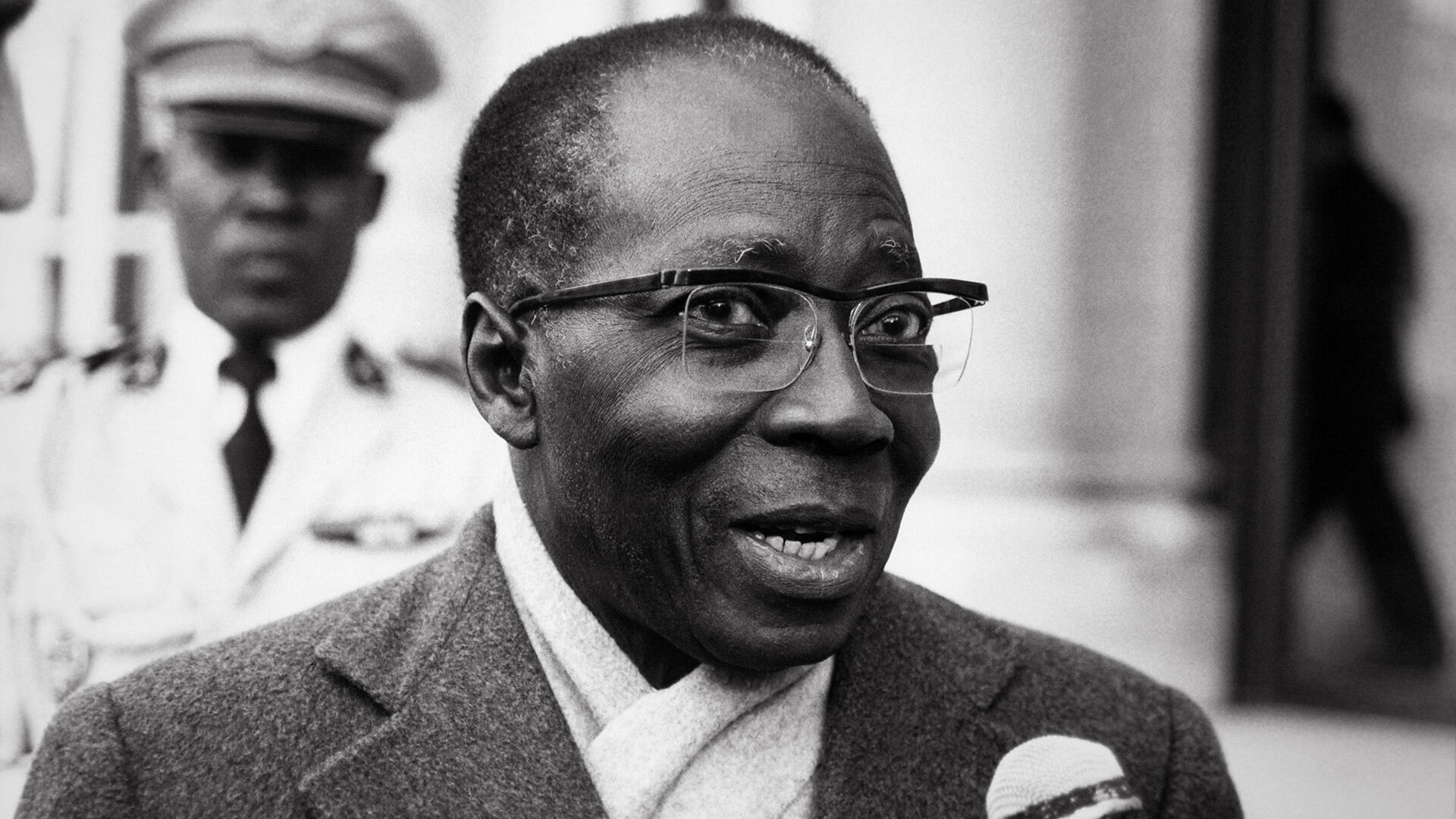 Portrait de Léopold Sedar-Senghor, ancien président sénégalais, reçu à l'Elysée le 8 mars 1984 à Paris, France.