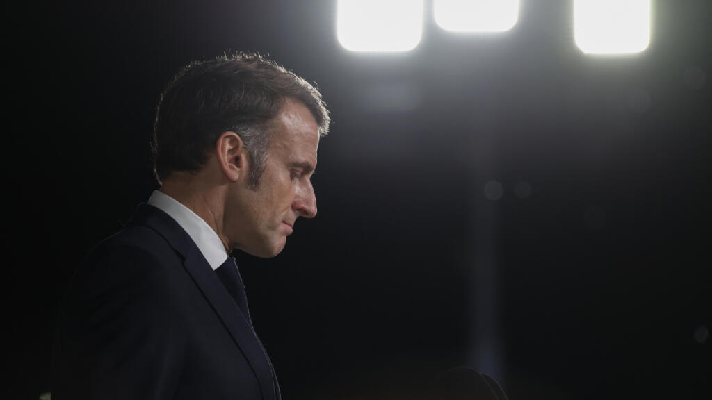 France: une loi spéciale pour financer l'État adoptée en Conseil des ministres