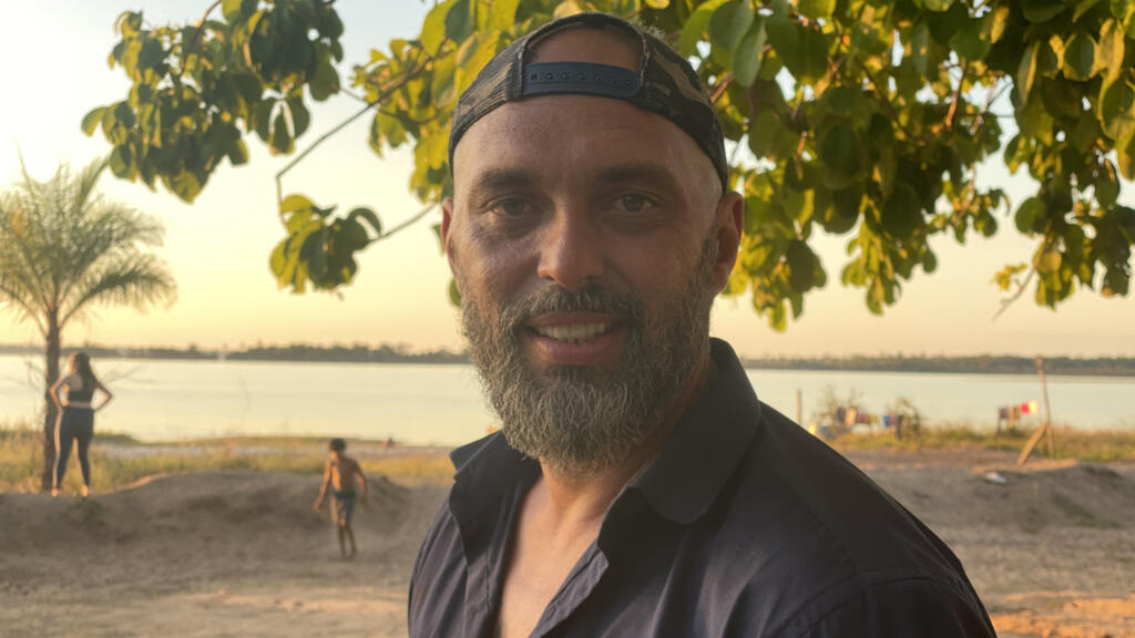Caio Machado, co-fondateur de l'ONG «Docteurs d'Amazonie», qui vient en aide aux populations indigènes isolées.