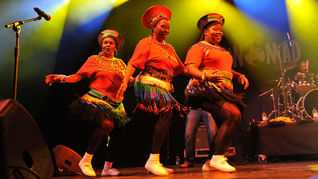 Les Mahotella Queens à Charlton Park (Angleterre), le 24 juillet 2015.