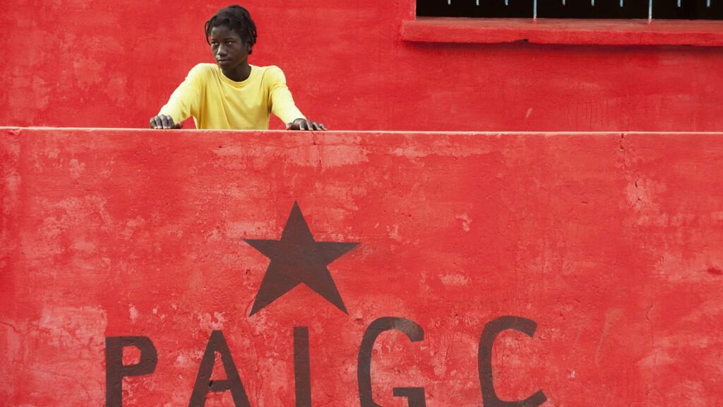 Sur un mur de Bissau, le nom du Parti africain pour l'indépendance de la Guinée et du Cap-Vert (PAIGC).
