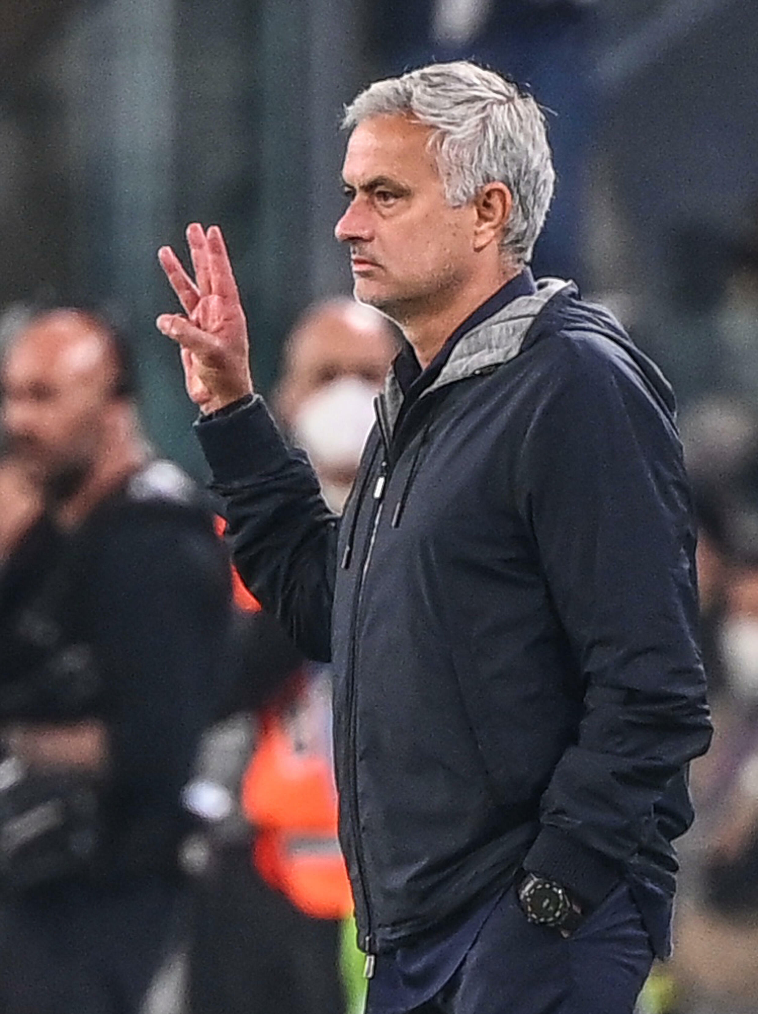 L'allenatore portoghese della Roma Jose Mourinho durante la Serie A del 17 ottobre 2021 alla Juventus Torino