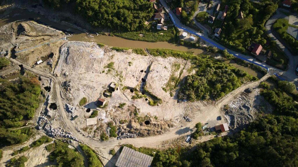 Bani de la stat pentru angajaţii afectaţi de inundaţiile de la Salina Praid