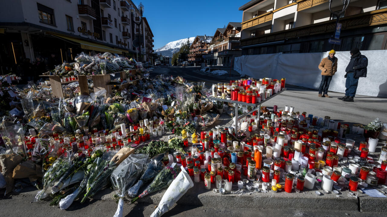 Proprietarii barului din Crans-Montana, un cuplu de francezi, audiați din nou de anchetatori