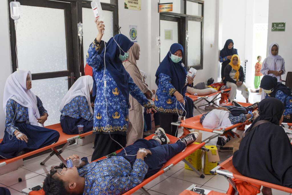 Nonprofits are calling for Indonesia's free meals programme to be suspended after thousands of people fell ill