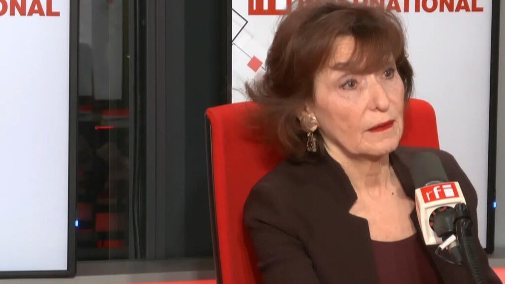 Noëlle Lenoir, présidente du comité de soutien de Boualem Sansal, ancienne ministre des Affaires européennes, dans le studio de RFI, le 18 février 2025.
