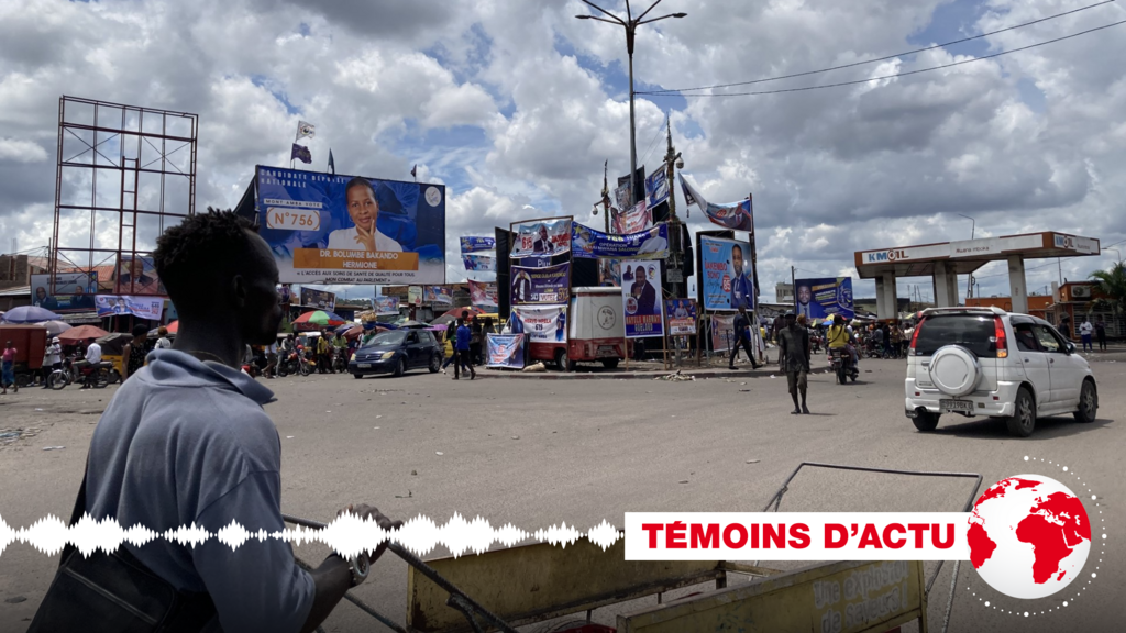 Dans les rues de Kinshasa, la capitale de la République démocratique du Congo, les affiches de campagne présidentielle sont bien présentes.