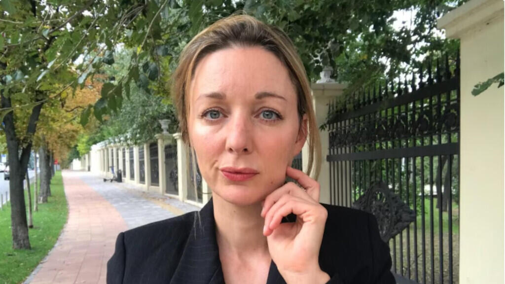 Maurine Mercier, journaliste à la Radio Télévision Suisse est lauréate du Prix du journalisme radio des Médias francophones publics 2024 avec son reportage « Note vocale de Maurine Mercier à Kharkiv ».