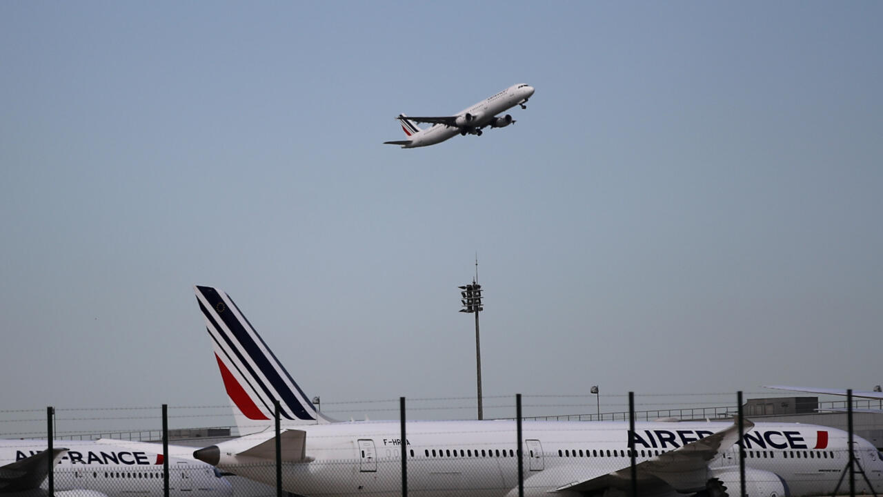 Air transport suspension of Air France flights to Sahel extended Teller Report