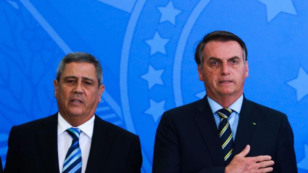 O presidente Jair Bolsonaro e o general Walter Souza Braga Netto.