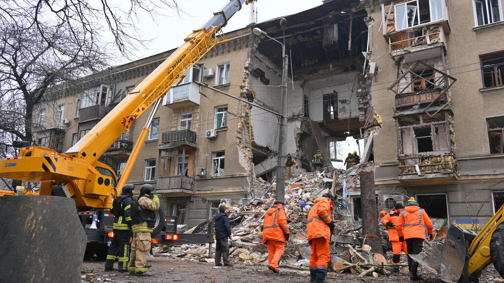 Chiến tranh Ukraina : Ngoại trưởng Nga cảnh báo chặng đường hướng tới hòa bình vẫn còn dài