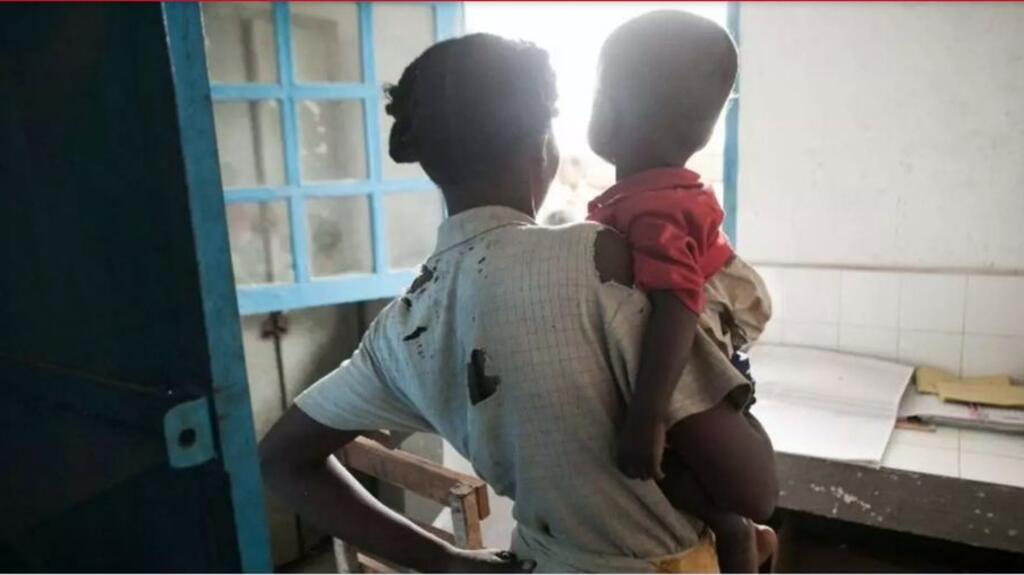 Selon l’OMS, «chaque année, environ 12 millions de jeunes filles âgées de 15 à 19 ans mettent au monde des enfants dans les régions en développement».