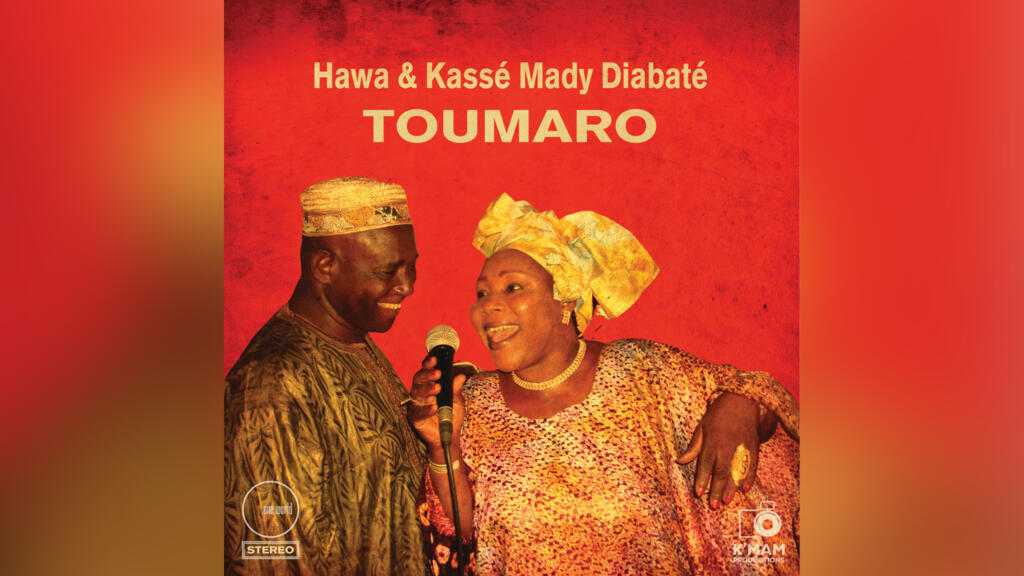 Kassé Mady Diabaté et sa fille Hawa, un passage de relais symbolique sur «Toumaro»