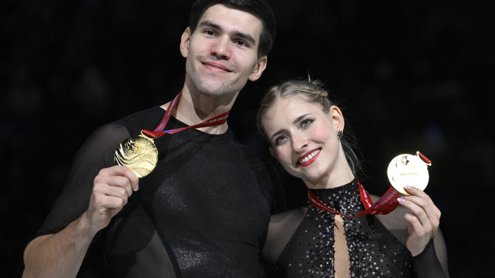 Germany's Hase and Volodin win pairs